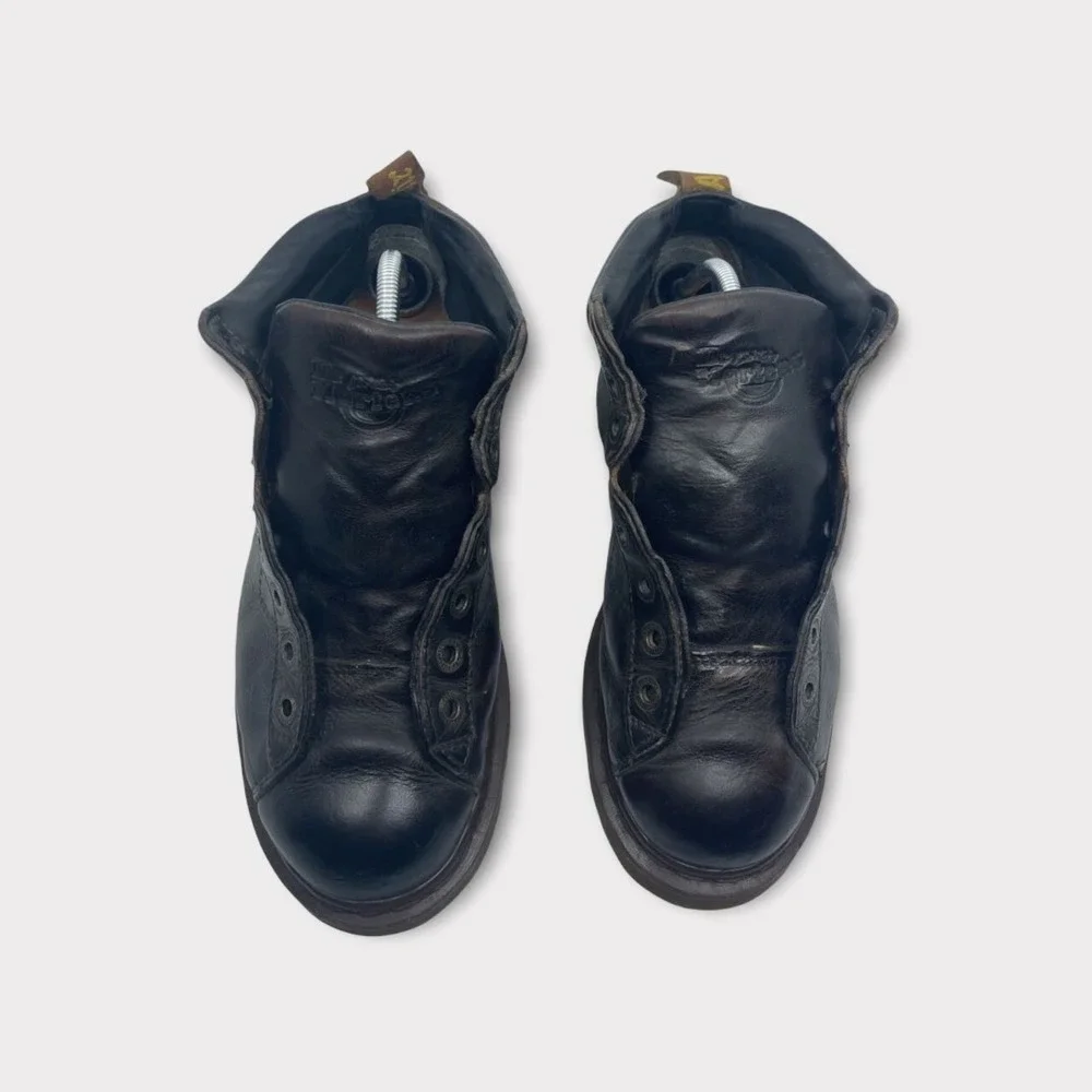 Dr. Martens AW 004 Boots Unisex UK 8 Black Good Made in‎ England Leather Chukka